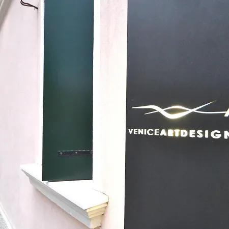 Venice Art Design And * Mestre