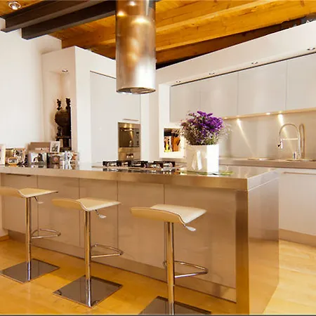 Venice Art Design And Couette-café